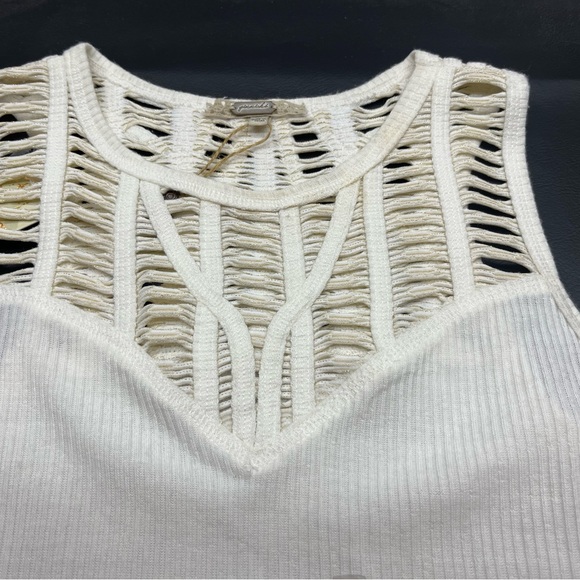 Gimmicks women’s tank top - size: M - Brand new with tags - Picture 11 of 15